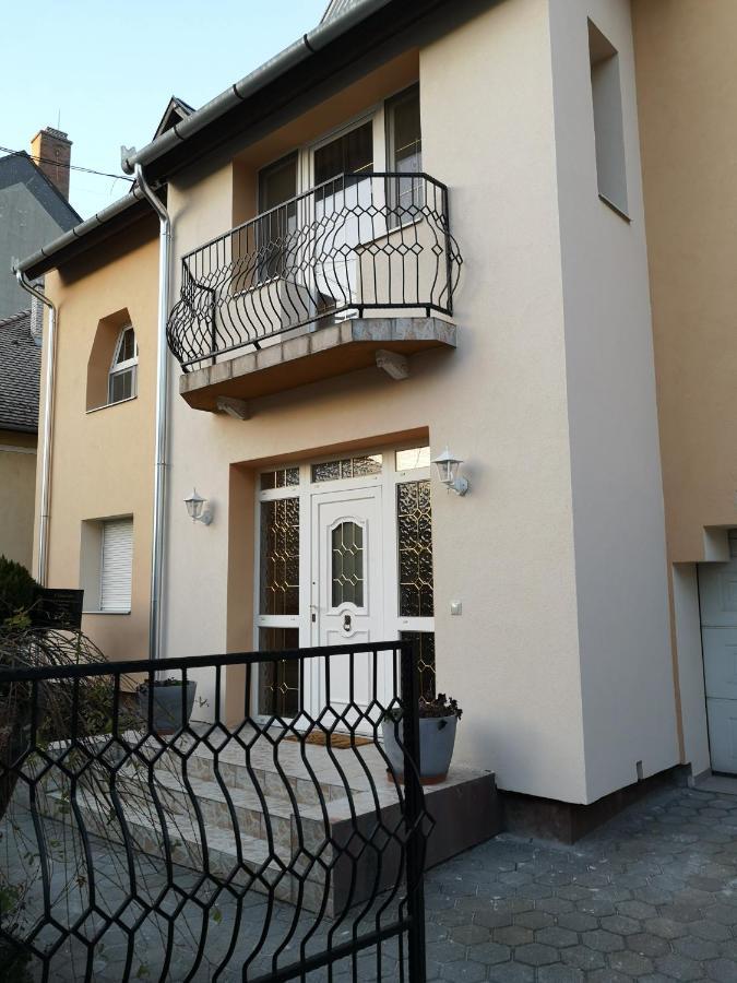 Hotello Apartmanhaz Es Panzio Zalaegerszeg Zewnętrze zdjęcie